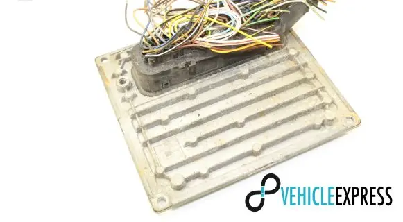 Ford Fiesta Engine control unit/module 4S6112A650SE