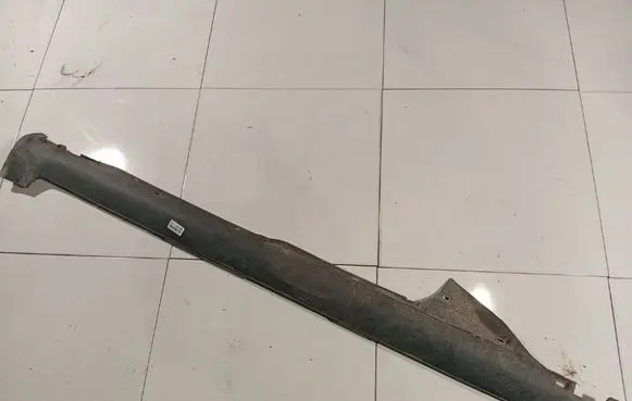 Audi A6 S6 C5 4B Sill