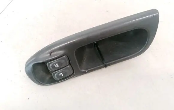 Renault Scenic I Electric window control switch 7700431172
