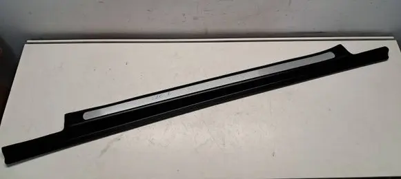 Mercedes-Benz CLC CL203 Front sill trim cover A2036802735