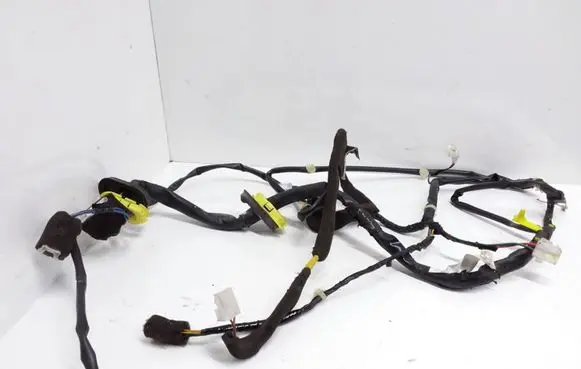 Mitsubishi Pajero Sport I Front door wiring loom MR438481