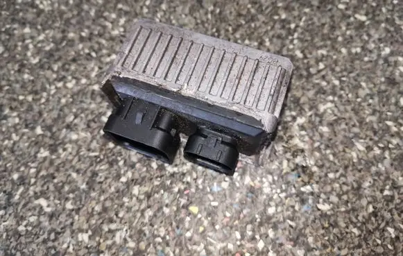 Chevrolet Cruze Glow plug pre-heat relay 0522122601