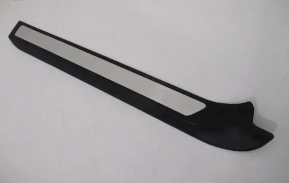 Mercedes-Benz E C207 W207 Front sill trim cover A2076800174
