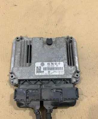 Volkswagen Golf Plus Engine control unit/module 03G906021KP 0281013232