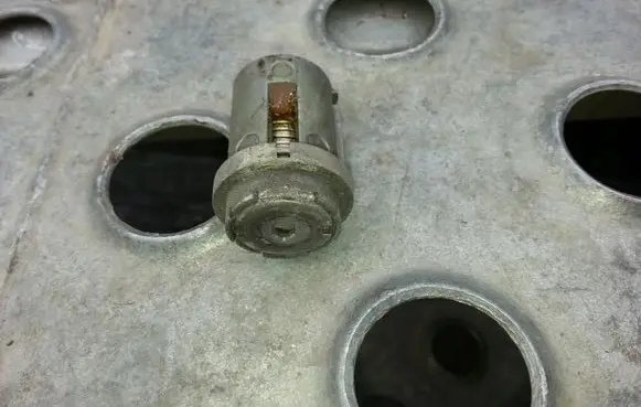 Ford Focus Front door lock (next to the handle) 