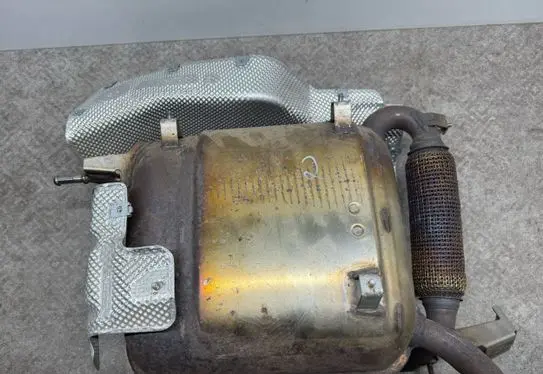 BMW i3 Rear muffler/silencer tail pipe 8614958