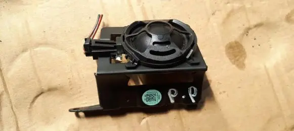 Audi A4 S4 B9 8W Panel speaker 8W5035400D