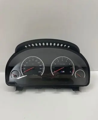 BMW M5 Speedometer (instrument cluster) 7856867