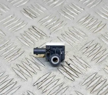 Dodge RAM 1500 DS Airbag deployment crash/impact sensor 56054084AA A1668210151