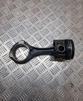 Mercedes-Benz ML W164 Piston with connecting rod 0830923