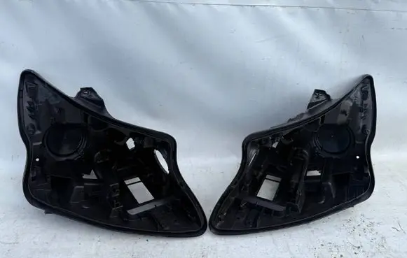 Mercedes-Benz Vito Viano W447 Headlight lense A4479069700 A4479061801 A4479069701
