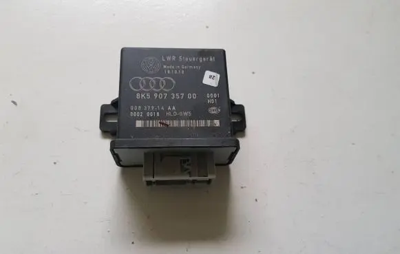 Audi A5 8T 8F Light module LCM 8K590735700 00020018 00837914AA