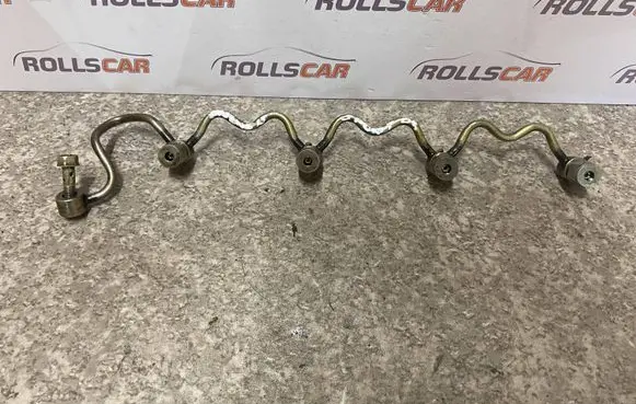 Toyota Avensis Verso Fuel line pipe