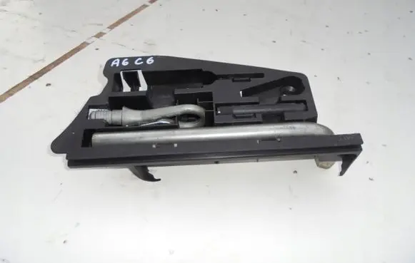 Audi A6 S6 C6 4F Voltmeter POZOSTAE