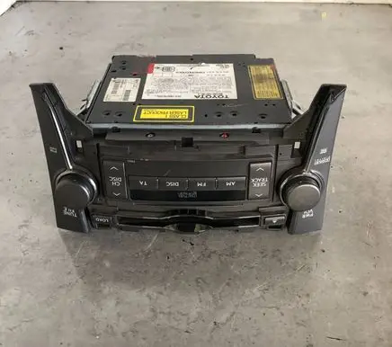 Lexus LS 460 - 600H Radio/CD/DVD/GPS head unit 8612050F30