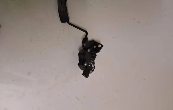 Subaru Outback Accelerator throttle pedal 36010AG110 06K26A00411 1988007090