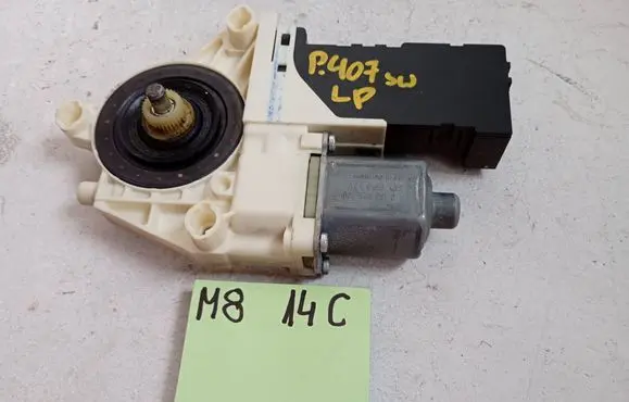 Peugeot 407 Front door window regulator motor 9646594580