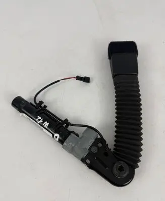 BMW 5 F10 F11 Front seatbelt buckle 624005000D 7328842