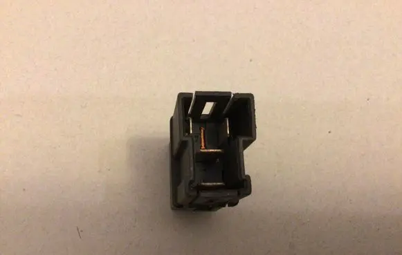 Mitsubishi Carisma Other relay MB95338211 95338211