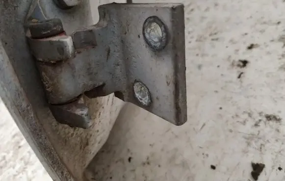 Peugeot Expert Front door upper hinge