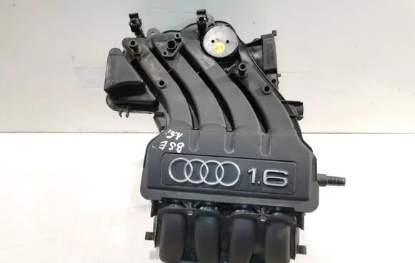 Audi A3 S3 8P Intake manifold 06A133185N 72238157 0870030610