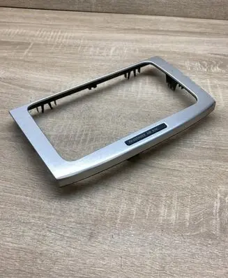 Volkswagen PASSAT B6 Radio/GPS head unit trim 3C0858069P 3C0919234A