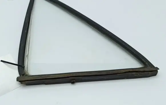 Mercedes-Benz COMPAKT W115 Rear vent window glass 1157350124
