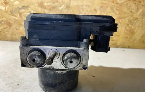 Nissan X-Trail T31 ABS Pump A98000E87 34043449 E9X260625