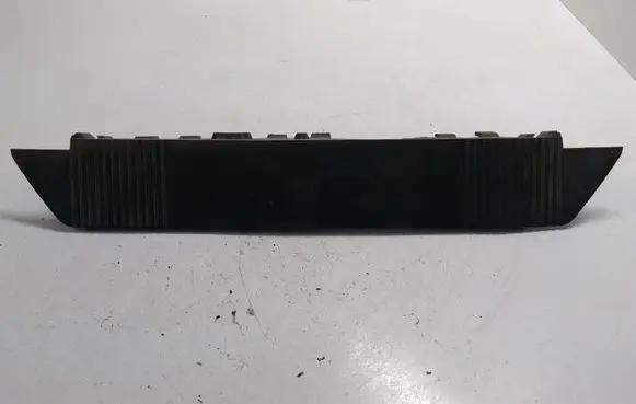 Volvo V70 Bonnet wind deflector 9447100