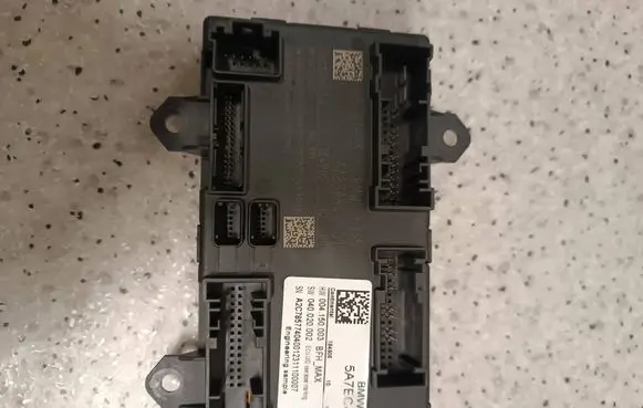 BMW iX Door control unit/module 5A83A64