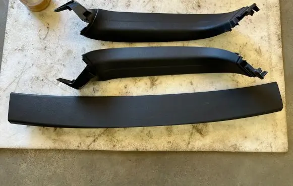 Audi Q7 4M Tailgate trim 4M0807606 4M0867607