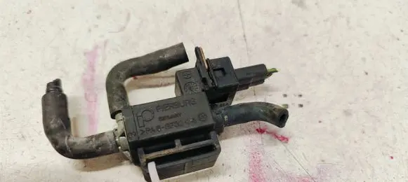 Jaguar XF X250 Turbo solenoid valve 702424800 10T168