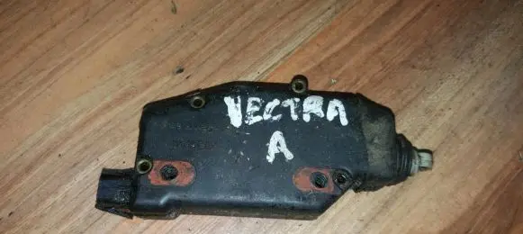 Opel Vectra A Central locking motor 