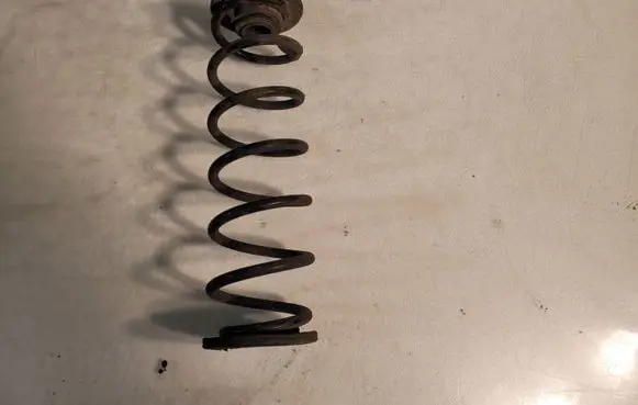 Audi A3 S3 8V Rear coil spring 5Q0511121