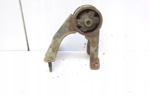 Toyota Avensis T220 Engine mount vacuum valve 1237164340