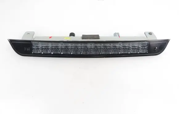 Chevrolet Equinox Third/center stoplight 
