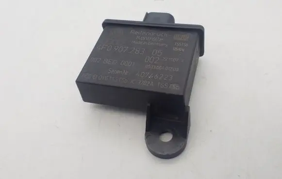 Volkswagen Touareg I Other control units/modules 4F0907283