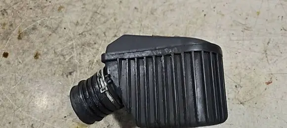 Mercedes-Benz E W211 Intake resonator 054700 216282 A2710900804