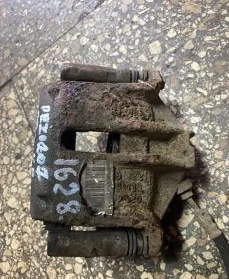 Peugeot 207 Front brake caliper
