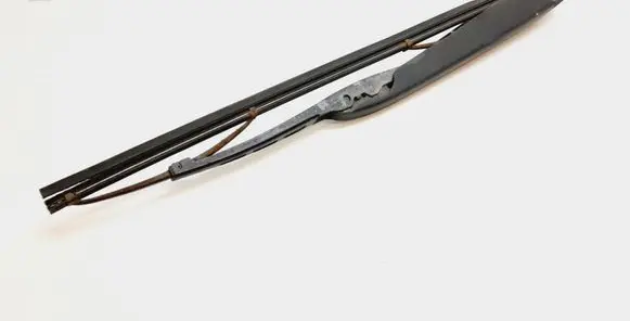 Volvo V50 Rear wiper blade 30753272