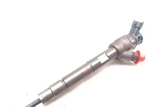 Jaguar XE Fuel injector G4D3-9K546-AA 0445110654