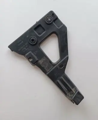Audi A6 S6 C6 4F Front bumper mounting bracket 4F0807227