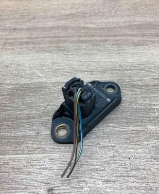 Mercedes-Benz A W168 Airbag deployment crash/impact sensor 0045423518