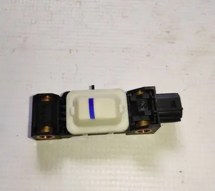 Mitsubishi Colt Airbag deployment crash/impact sensor A4545400117 PMR587419 T10275523822