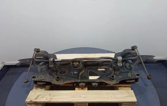 Volkswagen Jetta VI Front subframe