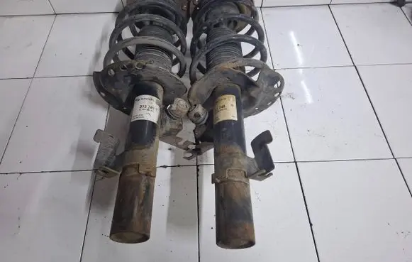 Ford Mondeo MK IV Front shock absorber with coil spring 824904006098 3137490