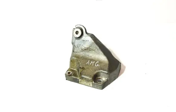 Mercedes-Benz C AMG W204 Engine mounting bracket A1562232204