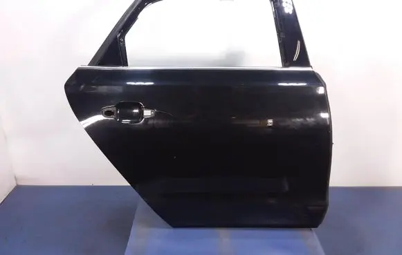 Audi A8 S8 D4 4H Rear door