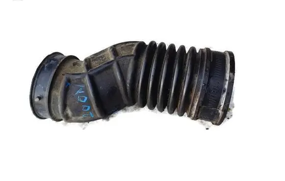 Subaru Legacy Turbo air intake inlet pipe/hose 14462AA510