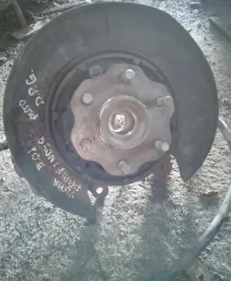 Nissan Pathfinder R51 Rear wheel hub